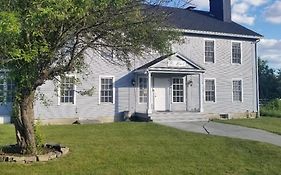 The Bond 1786 Inn (Adults Only)